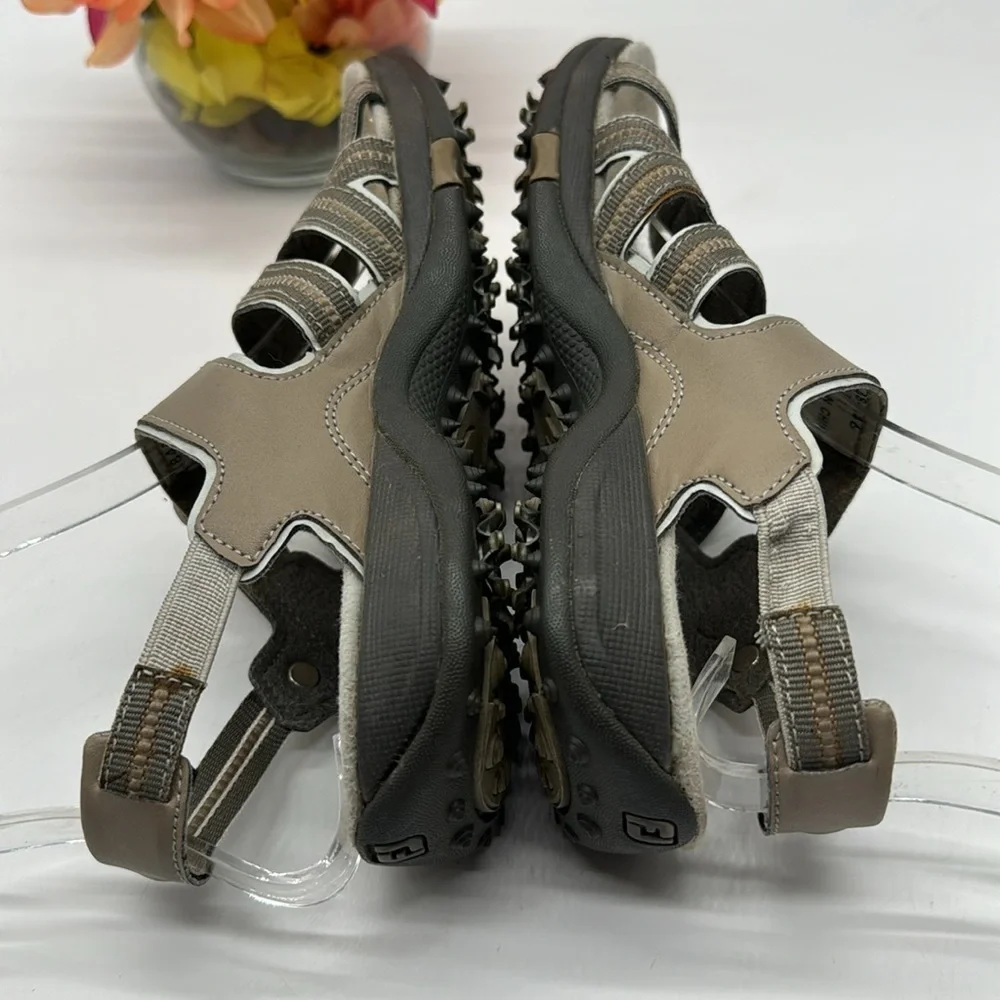 Foot Joy Tan Golf Sandals Size 6 MCS6820H